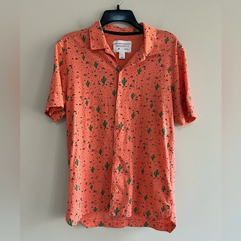 Adidas Adicross Golf Desert Button Up Short Sleeve Shirt in Coral Fusion, size S
